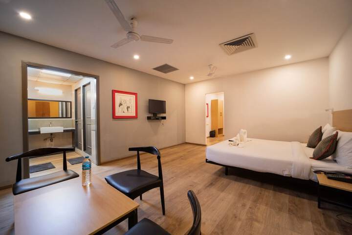 Room 16 of 20