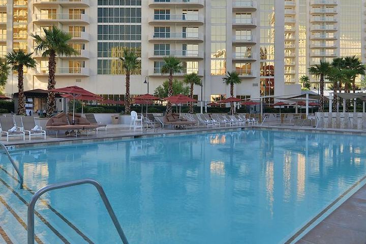 Hotel 100 of 103