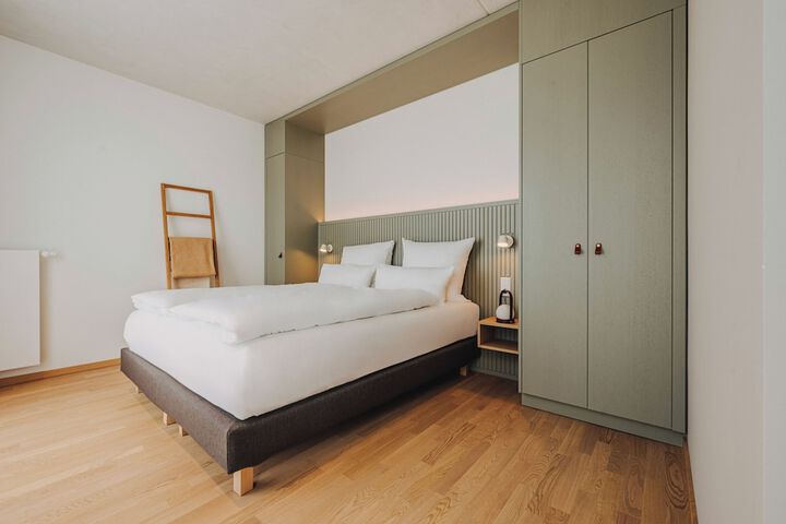 Room 12 of 51
