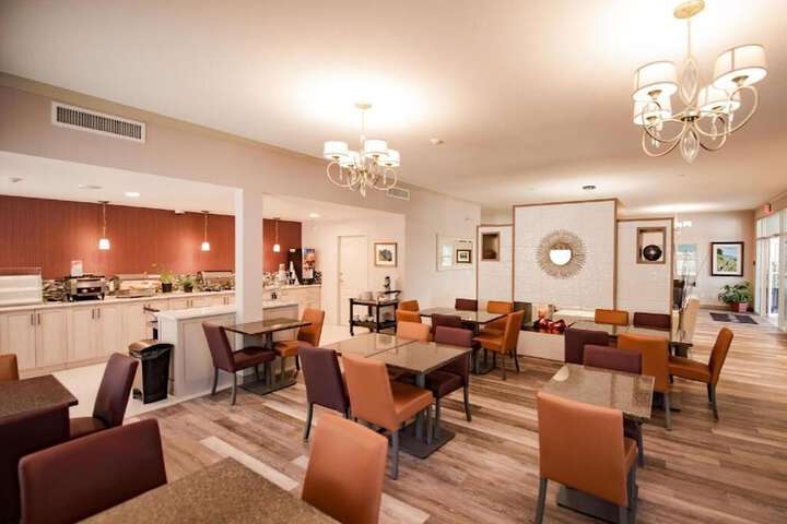 Breakfast area