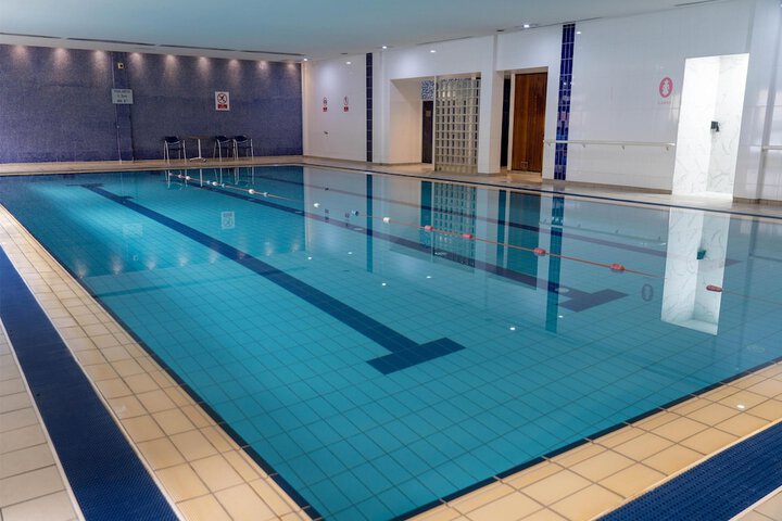 Pool 34 of 100
