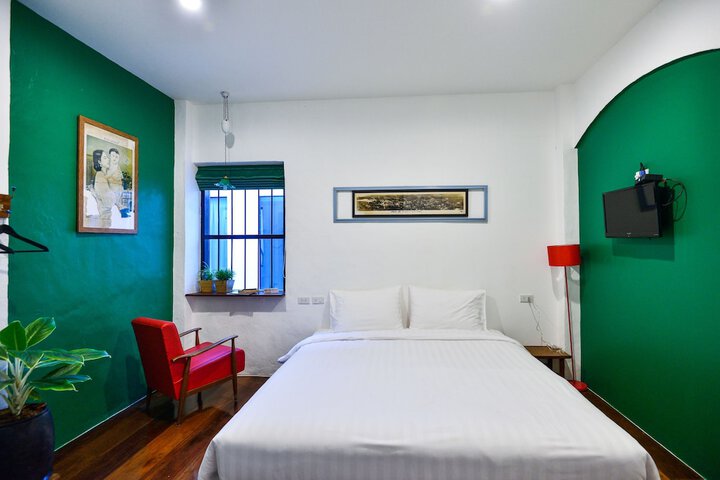 Room 7 of 46