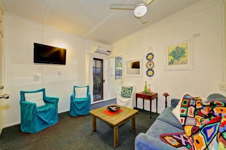 Room 25 of 48