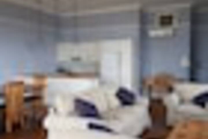 Room 44 of 114