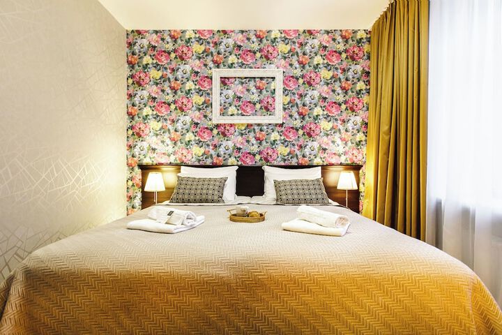 Room 48 of 113