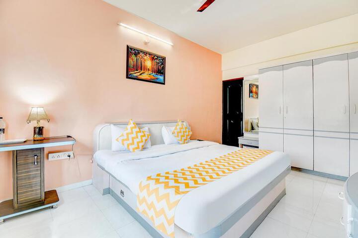 FabHotel Corporate Residency - Nr. Balaji Business Centre