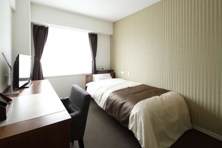 Room 5 of 45