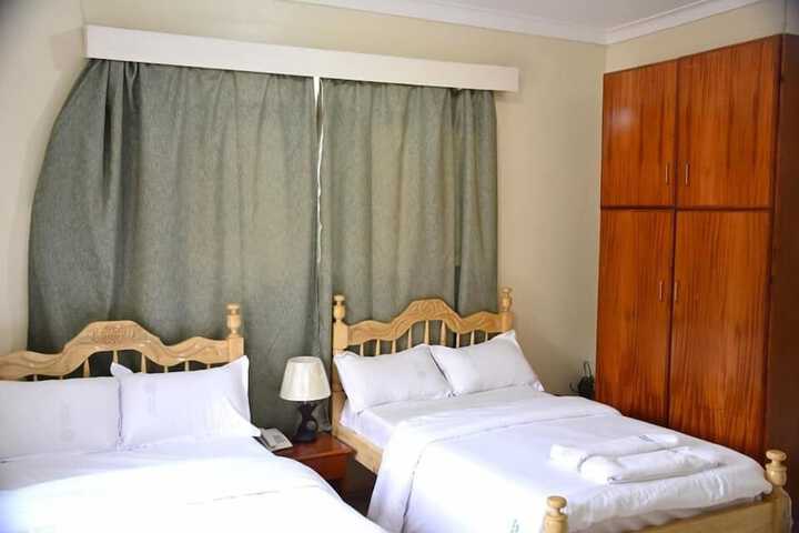 Room 4 of 14
