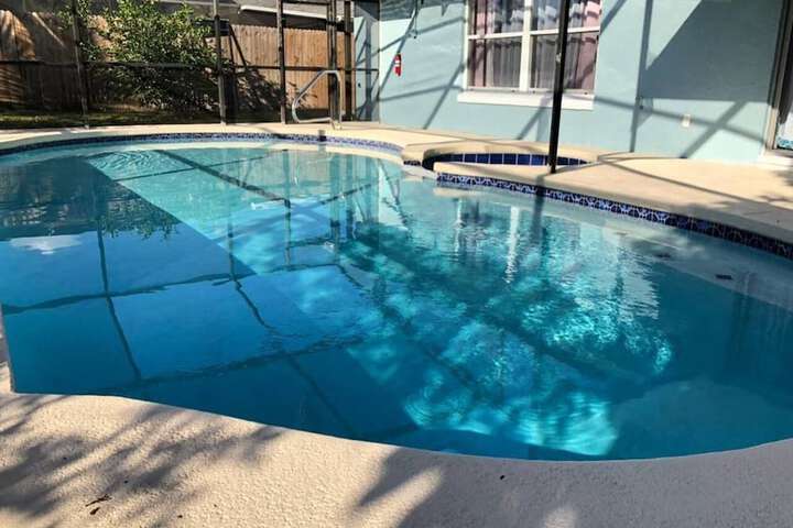 Pool 35 of 49