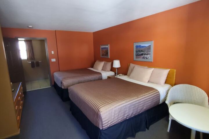 Room 17 of 37