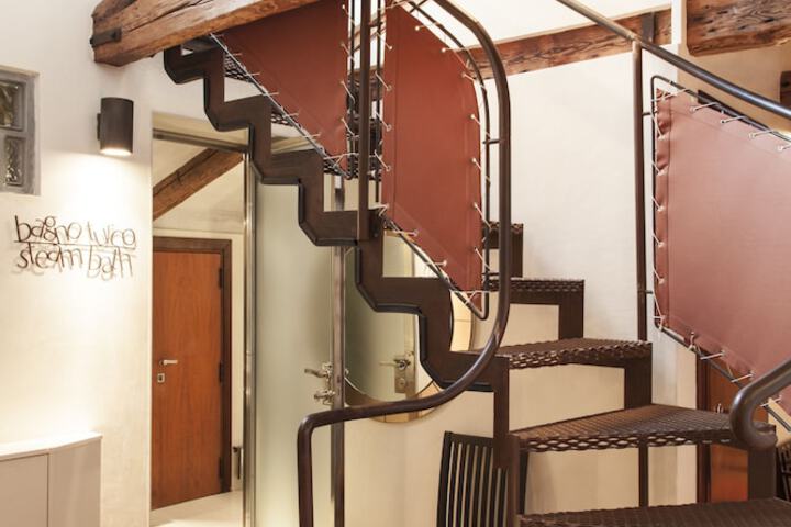 Hotel Interior 105 of 119