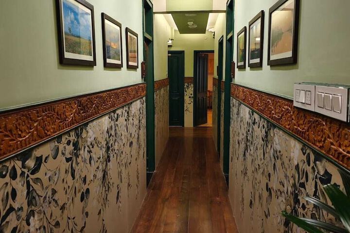 Hotel Interior 4 of 25