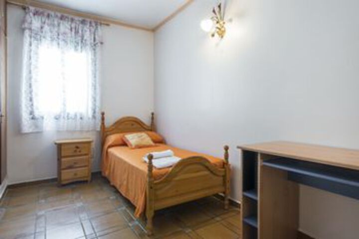 Room 18 of 39