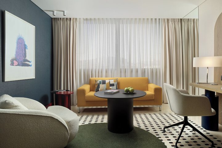 Room amenity