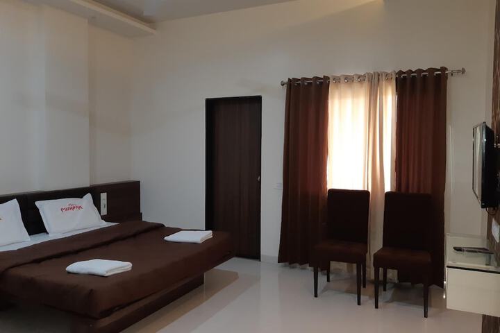 Room 16 of 43