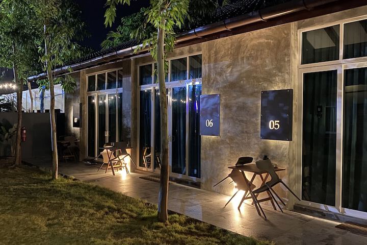 Hotel Exterior 117 of 120