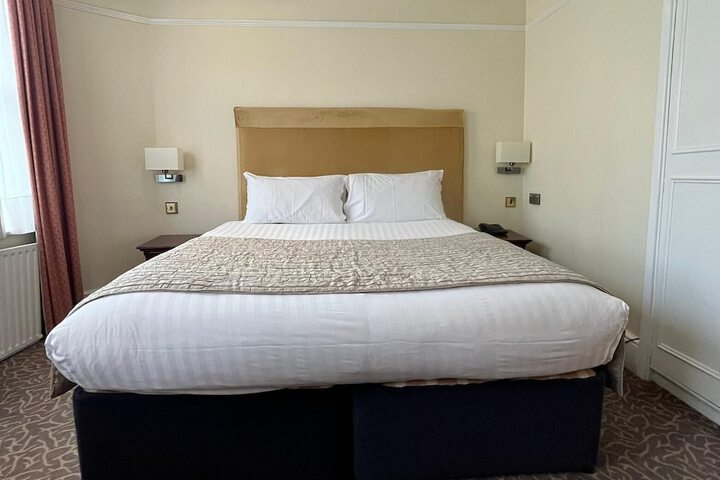 Room 39 of 128