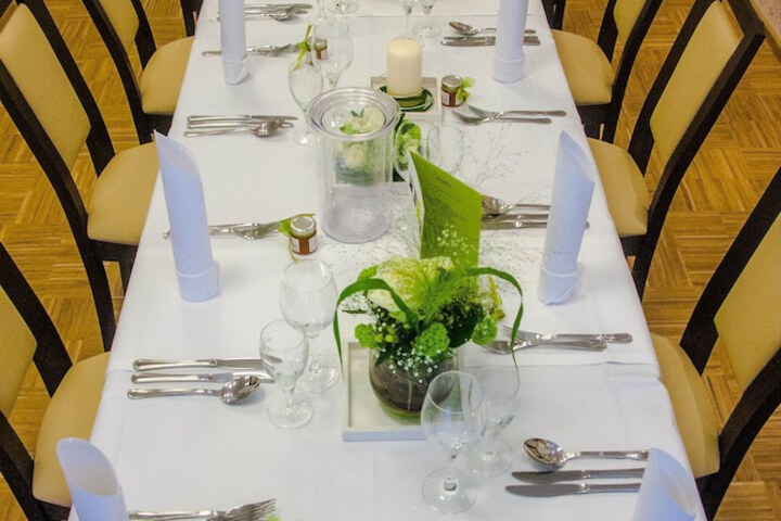 Dining 46 of 76