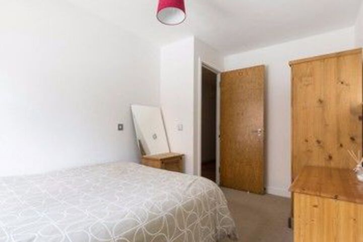 Room 12 of 42