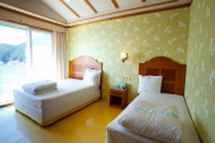 Goodstay Jangseungpo Beach Hotel