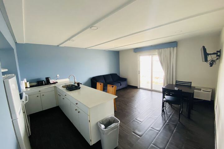 Room 13 of 39