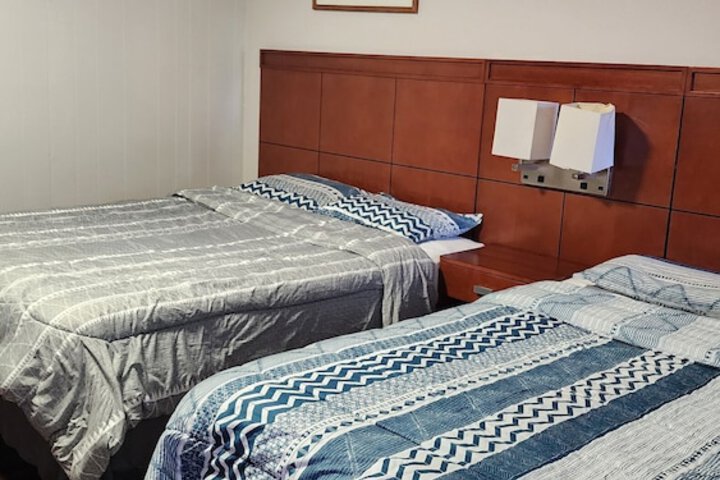 Room 5 of 61