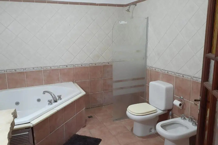 Room 7 of 15