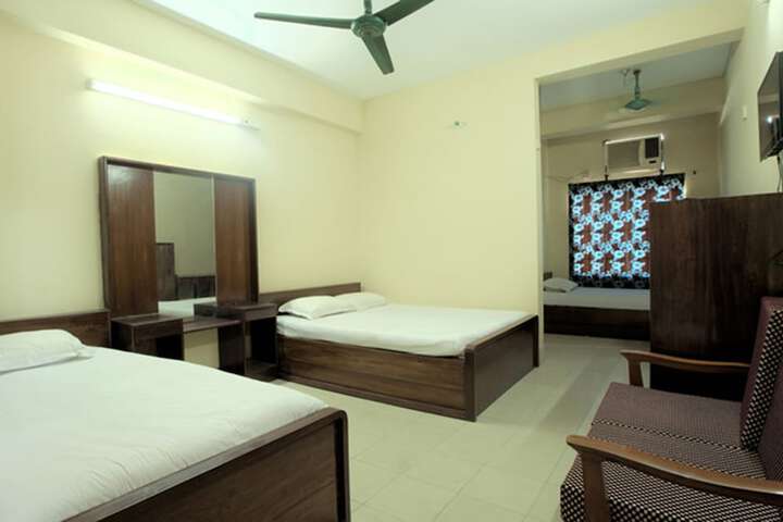 Room 12 of 29