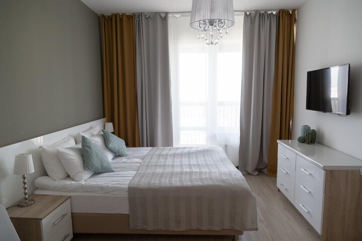 Room 22 of 48
