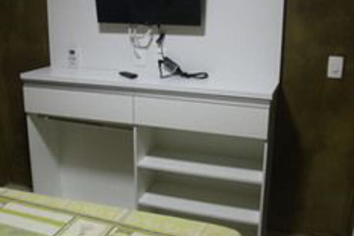 Room 14 of 42