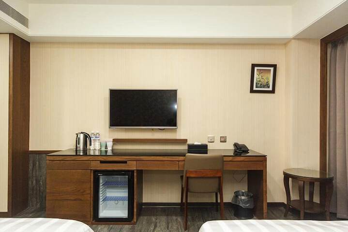 Room 21 of 47