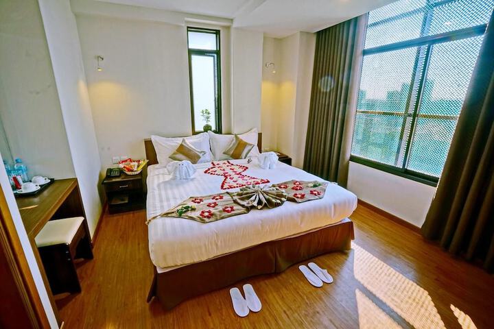 Room 5 of 46