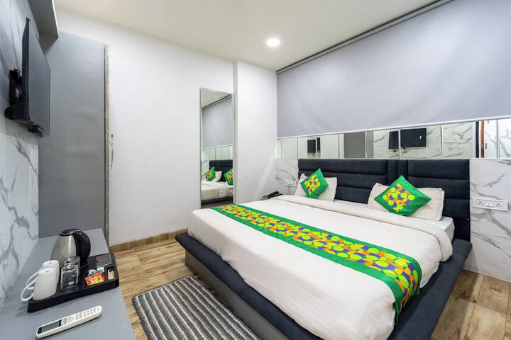 Room 28 of 46