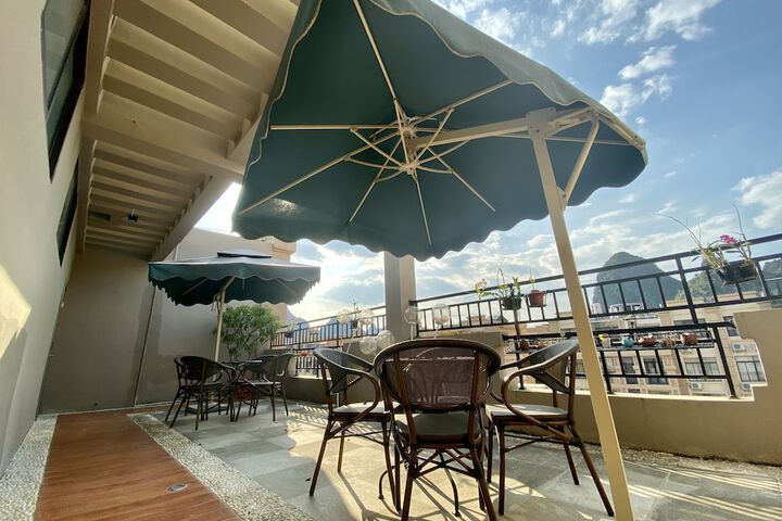 Terrace/Patio 32 of 35