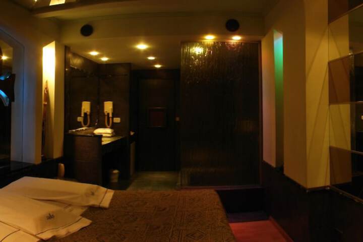Room 16 of 57