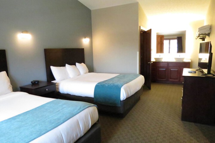 Room 3 of 22