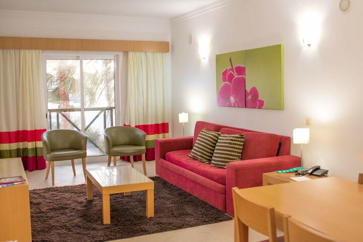 Room 14 of 71