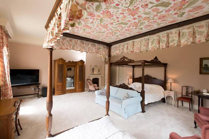Room 10 of 59