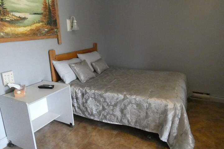 Room 5 of 41
