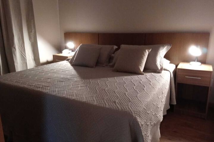 Room 10 of 37