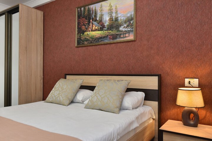 Room 10 of 45