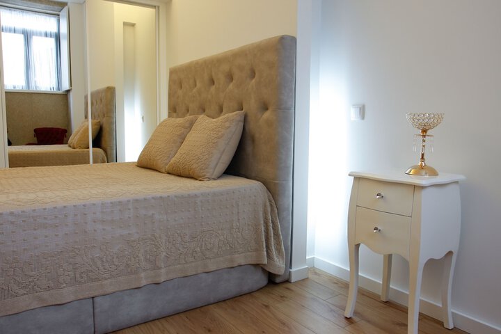 Room 2 of 31