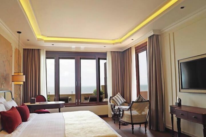 Room 40 of 139