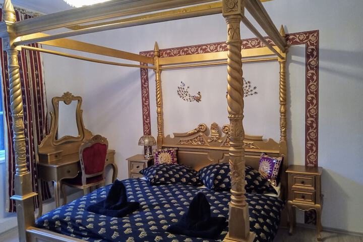 Room 19 of 40