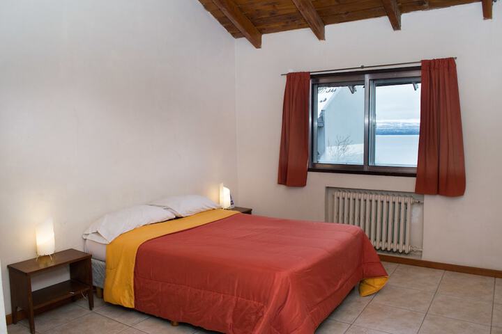 Room 30 of 70