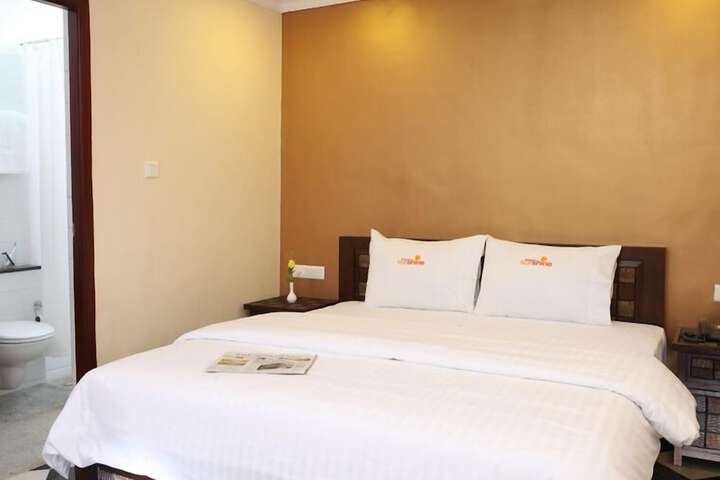Room 3 of 22