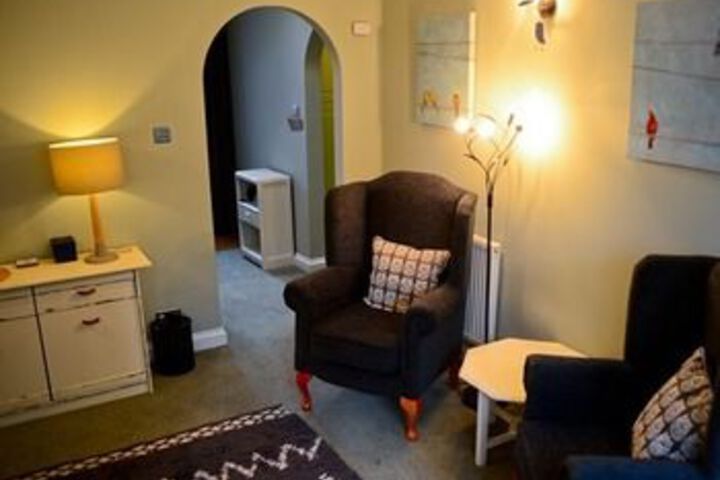 Room 7 of 8