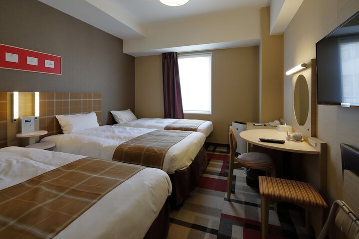 Room 12 of 45