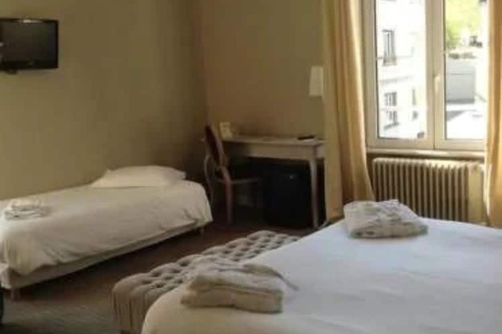 Room 13 of 29