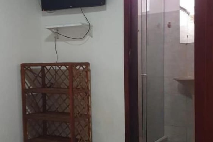 Room 10 of 86